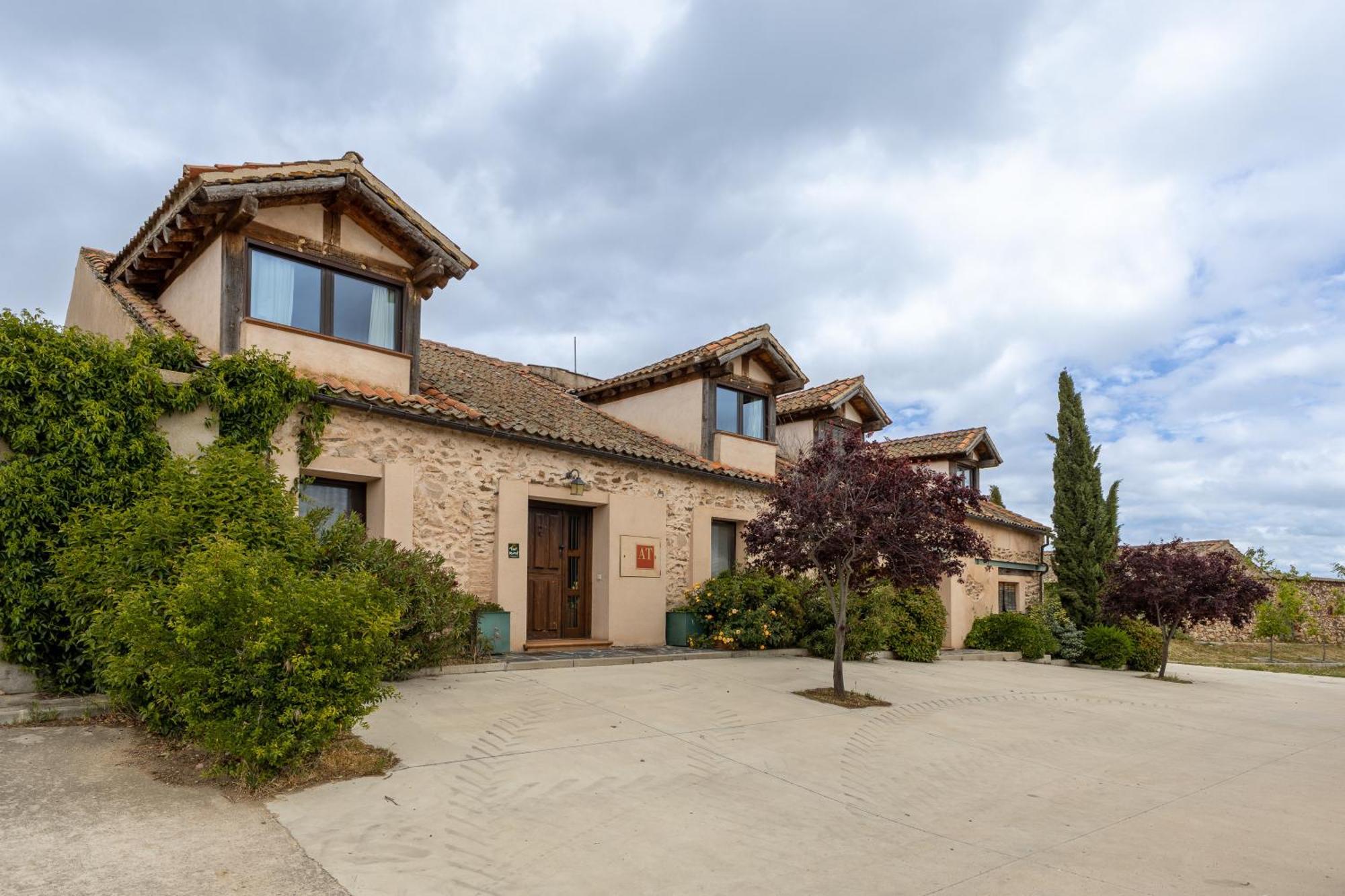 La Casona Y Casitas De Tabladillo Vila Santa Maria la Real de Nieva Exterior foto